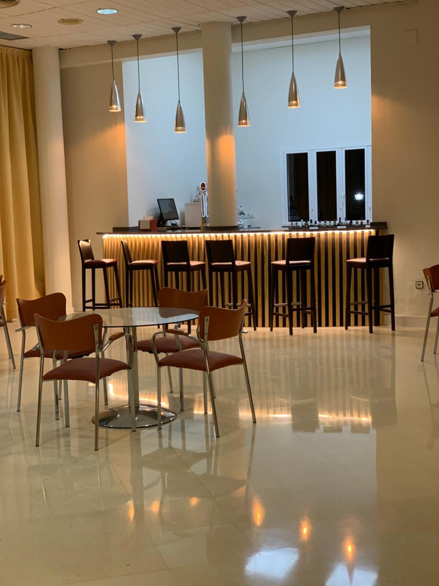 Hospedium Hotel Blu Torre De Sevilla 토레데라레이나 외부 사진