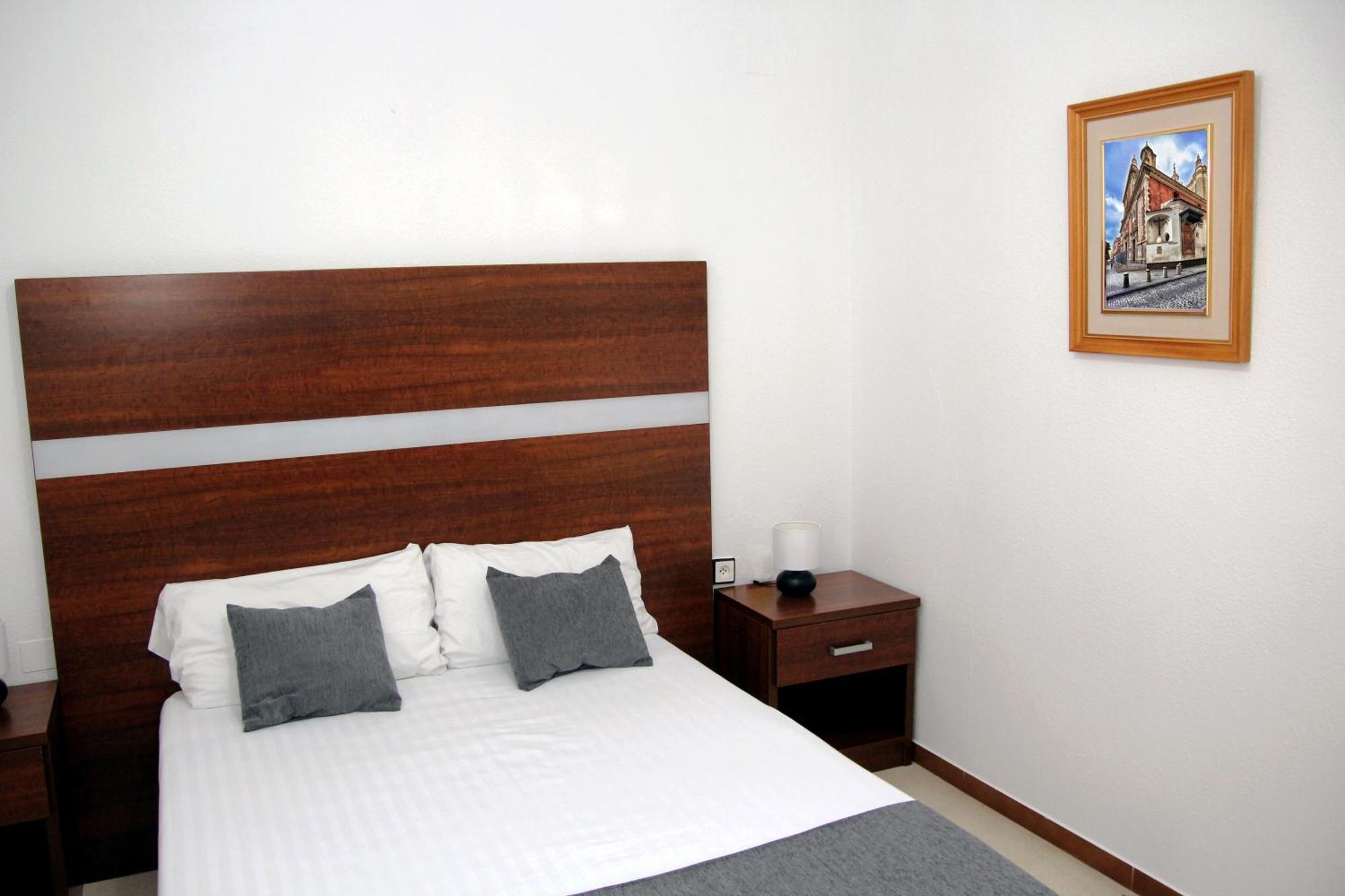 Hospedium Hotel Blu Torre De Sevilla 토레데라레이나 외부 사진